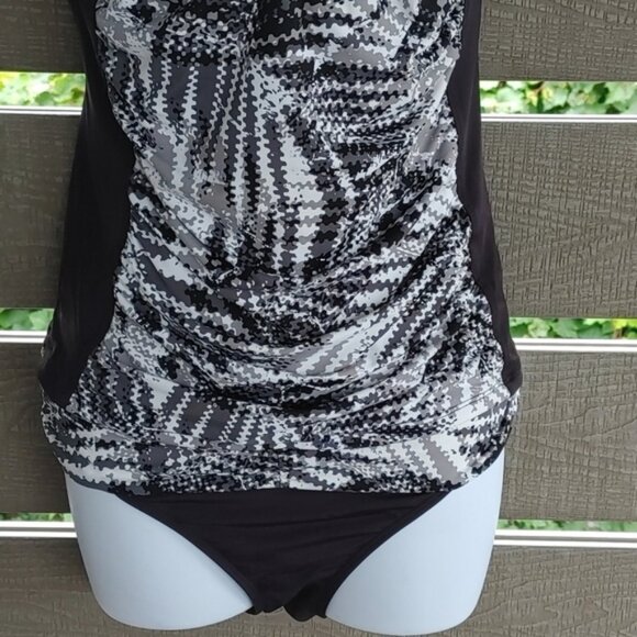 Skye women's swimwear bikini size Large - Picture 2 of 11